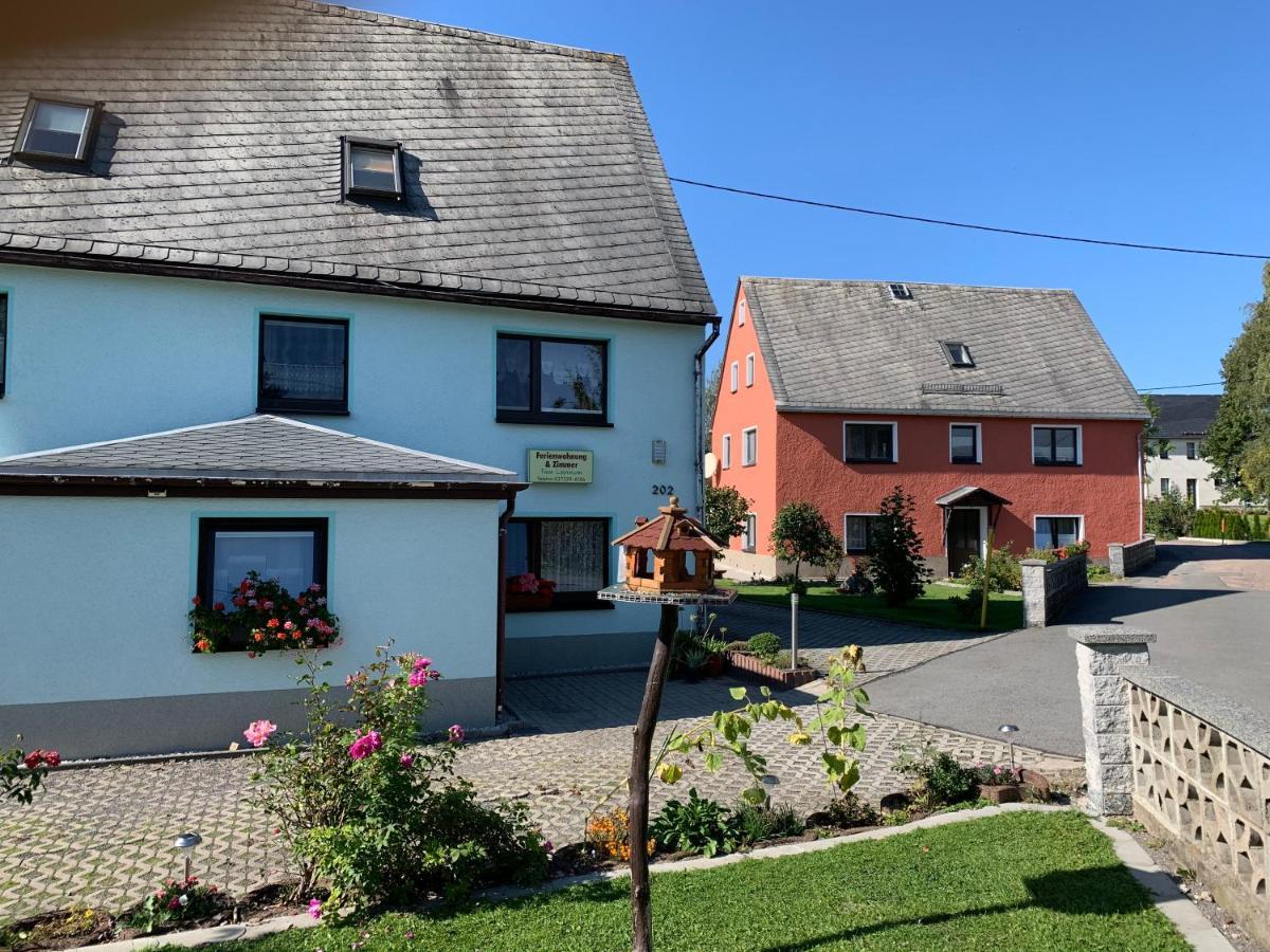 Ferienwohnung Lippmann Grosshartmannsdorf エクステリア 写真