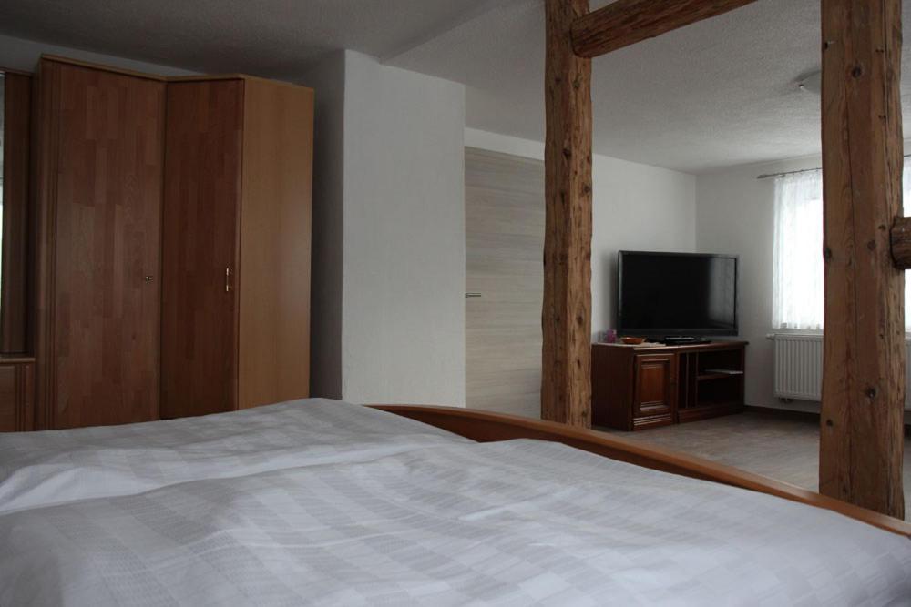 Ferienwohnung Lippmann Grosshartmannsdorf エクステリア 写真