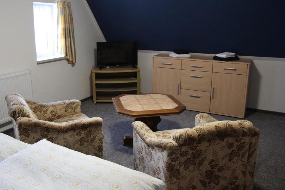 Ferienwohnung Lippmann Grosshartmannsdorf エクステリア 写真